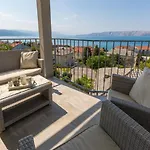 Lavarin Apartment *