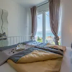 Lavarin Apartment