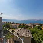 Lavarin Apartment Novi Vinodolski