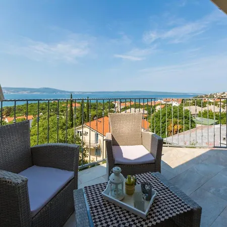 Lavarin Apartmán Novi Vinodolski