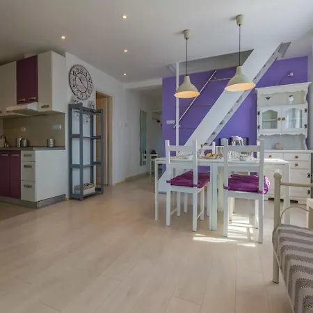 Apartment Lavarin *