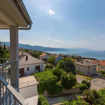 Appartement Lavarin Novi Vinodolski