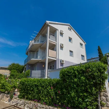 Lavarin Novi Vinodolski