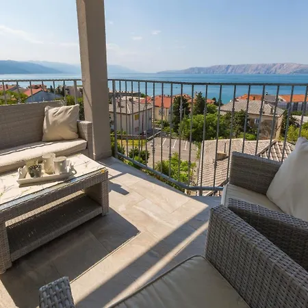 Lavarin Appartement *