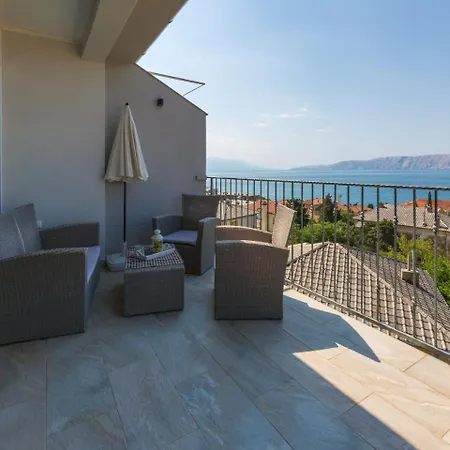 Lavarin Novi Vinodolski