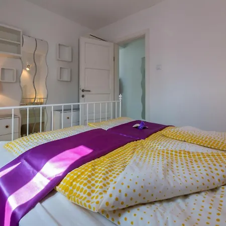 Lavarin Appartement *