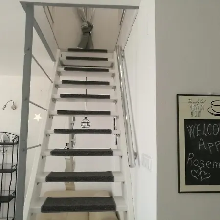 Lavarin Appartement *