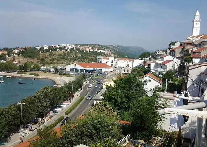 Lavarin Apartament