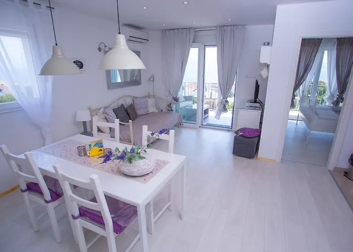 Appartement Lavarin *