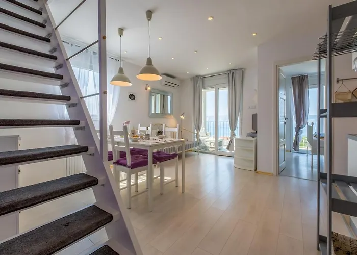 Lavarin Apartament