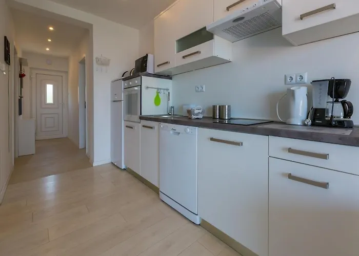 Lavarin Apartament