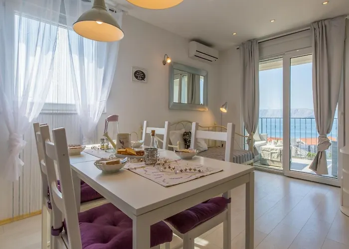 Lavarin Novi Vinodolski