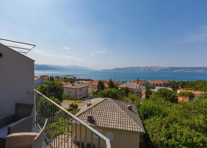 Lavarin Apartament Novi Vinodolski