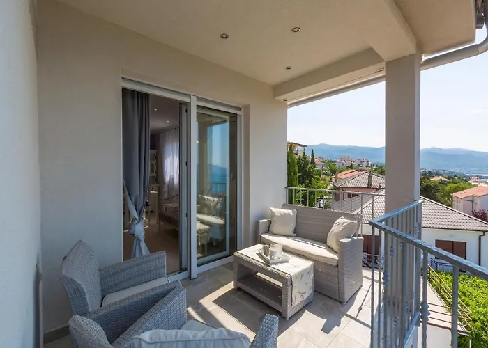 Apartament Lavarin