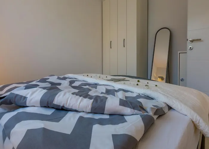 Apartament Lavarin