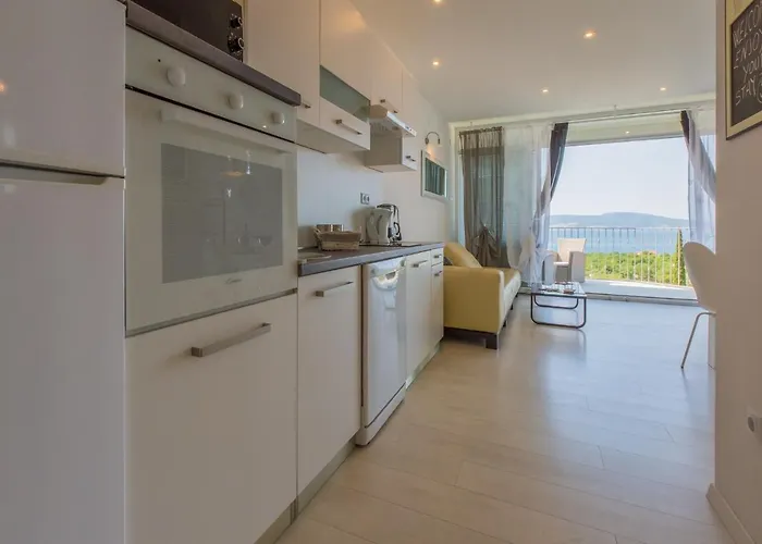 Apartament Lavarin Novi Vinodolski